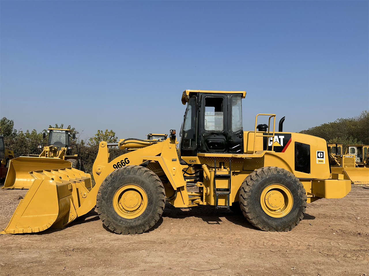CATERPILLAR 966G - Încărcător frontal pe pneuri: Foto 2 CATERPILLAR 966G - Încărcător frontal pe pneuri: Foto 2