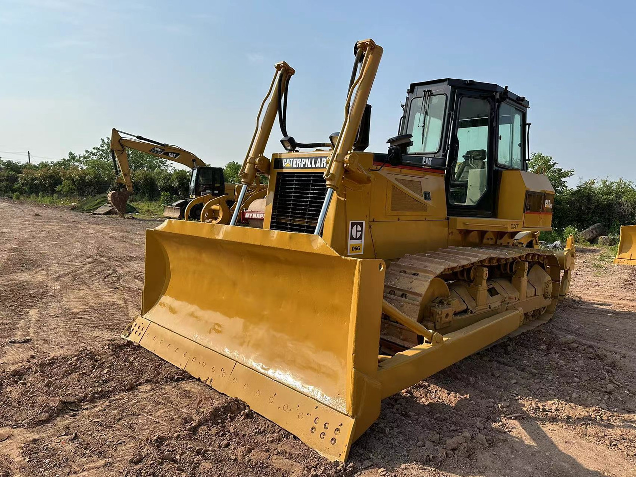 CATERPILLAR D6G Crawler Dozer - Buldozer: Foto 3 CATERPILLAR D6G Crawler Dozer - Buldozer: Foto 3