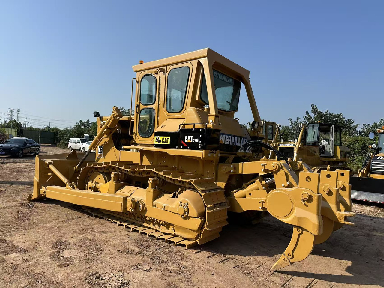 CATERPILLAR D7G - Buldozer: Foto 1 CATERPILLAR D7G - Buldozer: Foto 1