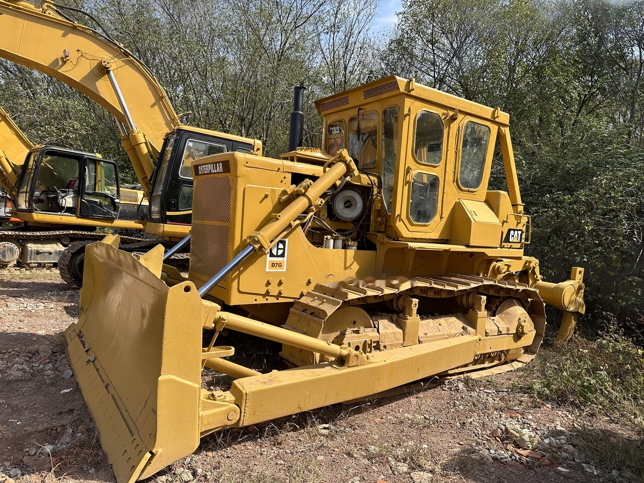 CATERPILLAR D7G - Buldozer: Foto 1 CATERPILLAR D7G - Buldozer: Foto 1
