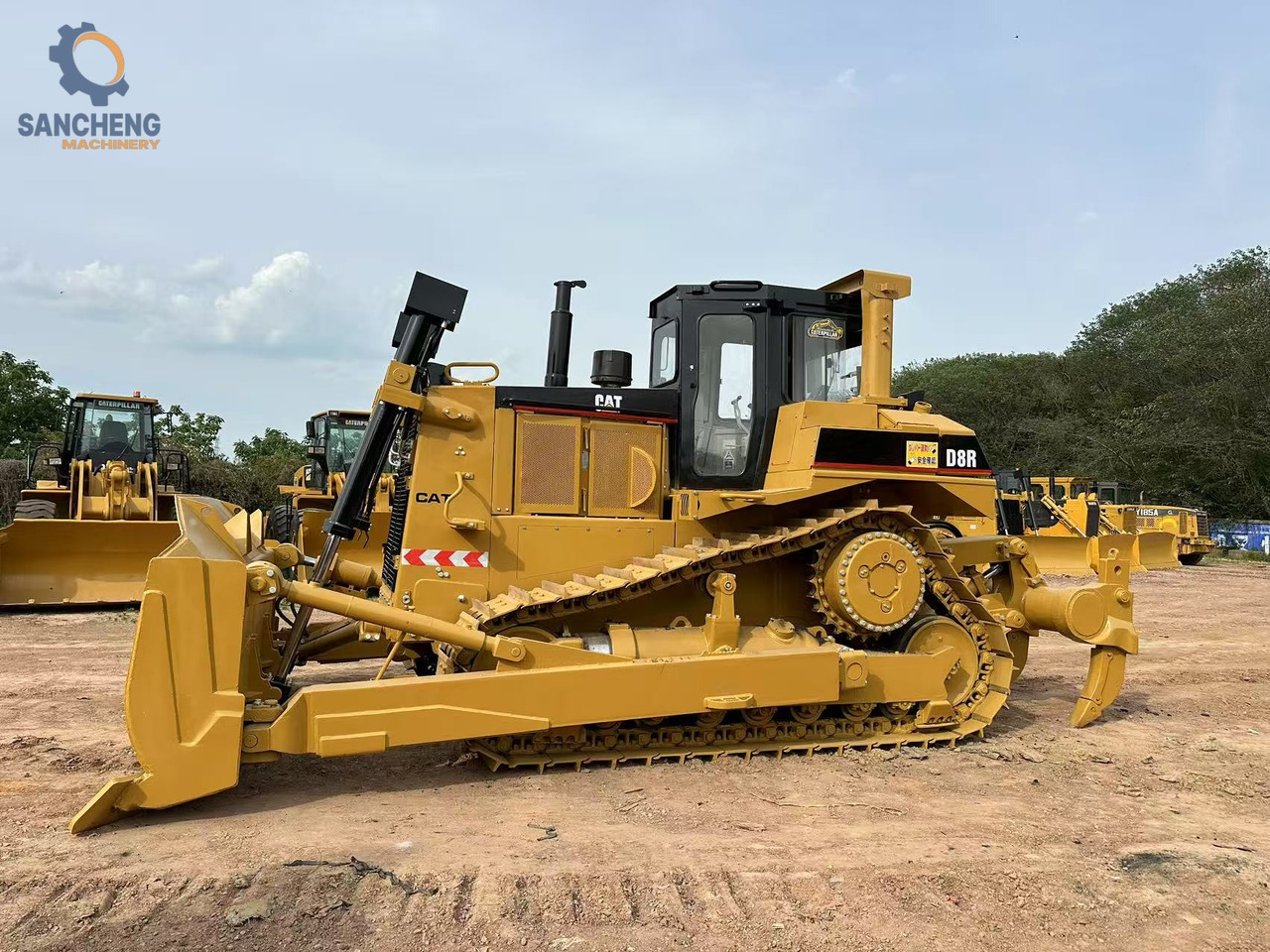CATERPILLAR D8R - Buldozer: Foto 4 CATERPILLAR D8R - Buldozer: Foto 4