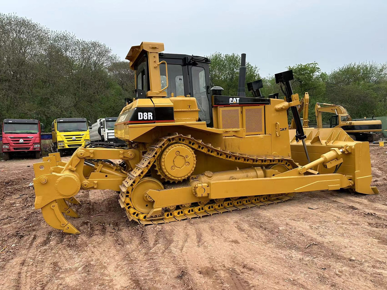 CATERPILLAR D8R - Buldozer: Foto 2 CATERPILLAR D8R - Buldozer: Foto 2