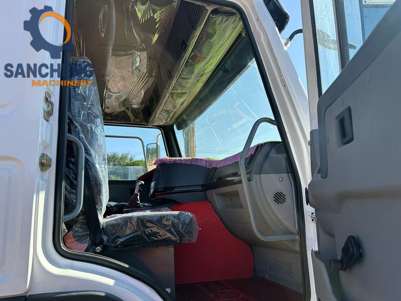 Cap tractor SINOTRUK HOWO Truck Head 371: Foto 9