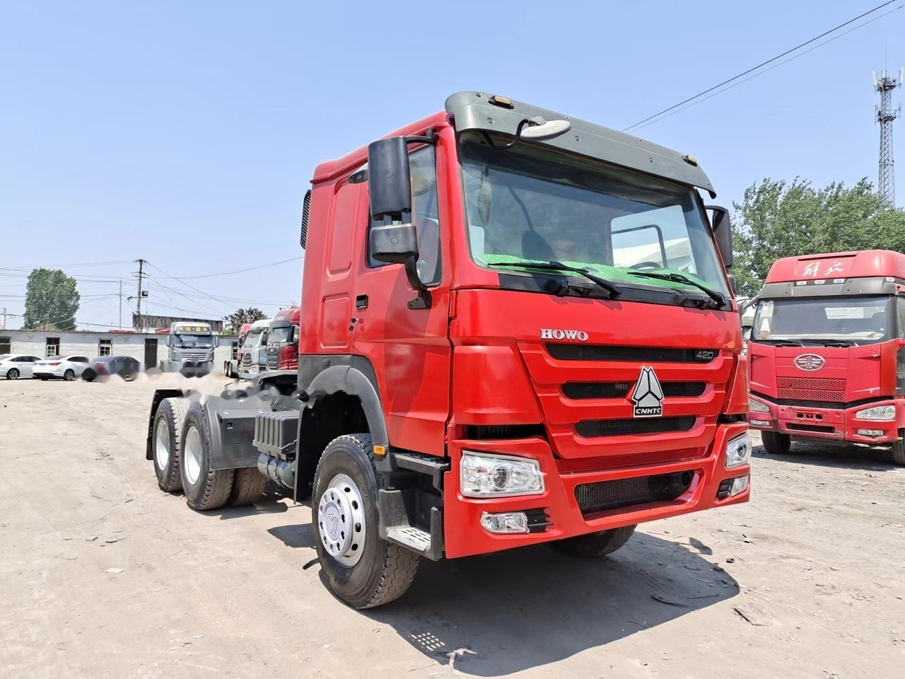 SINOTRUK Howo tractor unit 420hp 6x4 - Cap tractor: Foto 1 SINOTRUK Howo tractor unit 420hp 6x4 - Cap tractor: Foto 1