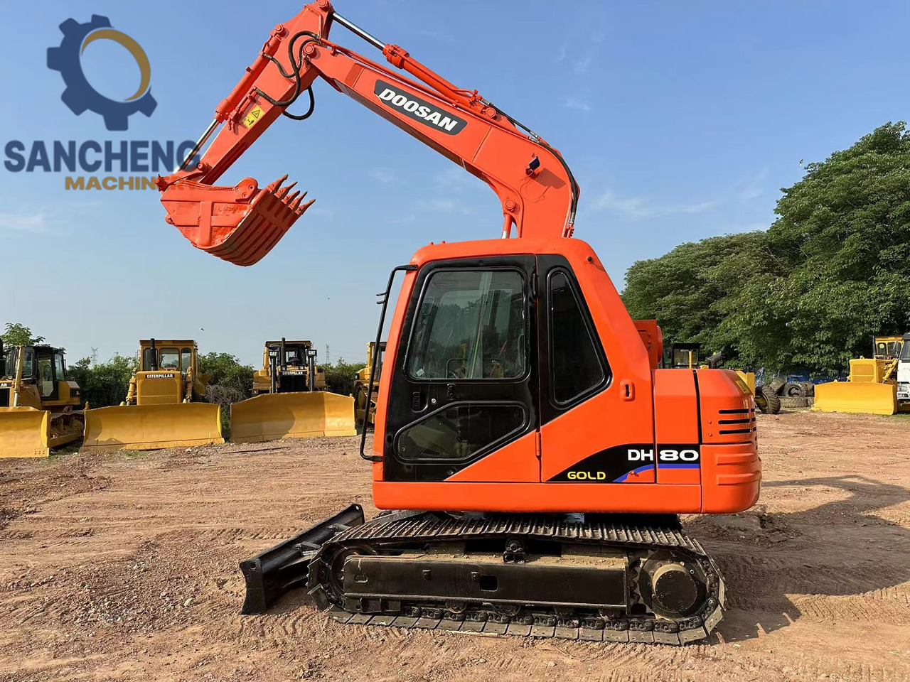 DOOSAN DH80 Mini Excavator - Excavator pe şenile: Foto 1 DOOSAN DH80 Mini Excavator - Excavator pe şenile: Foto 1