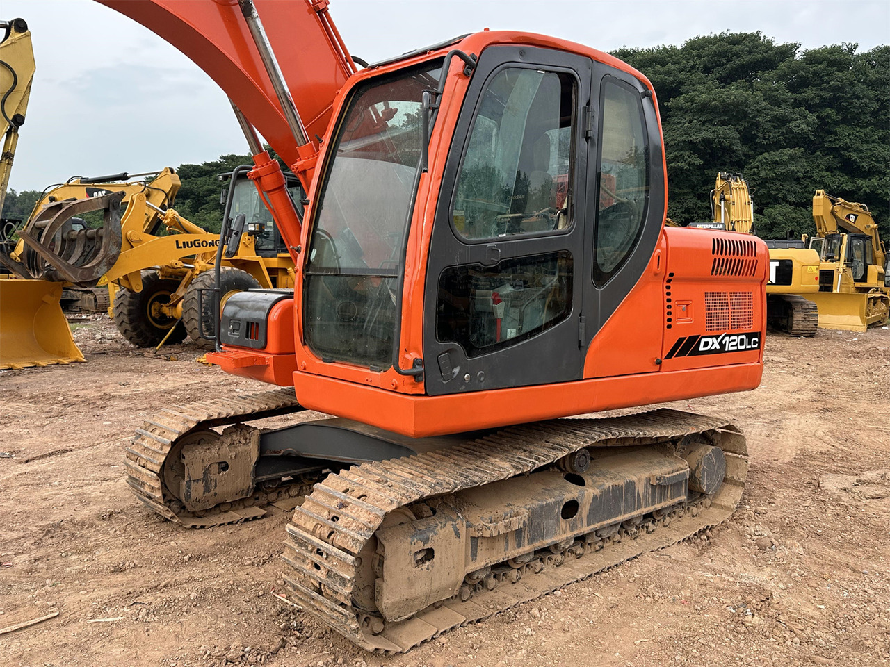 DOOSAN DX120 - Excavator pe şenile: Foto 3 DOOSAN DX120 - Excavator pe şenile: Foto 3