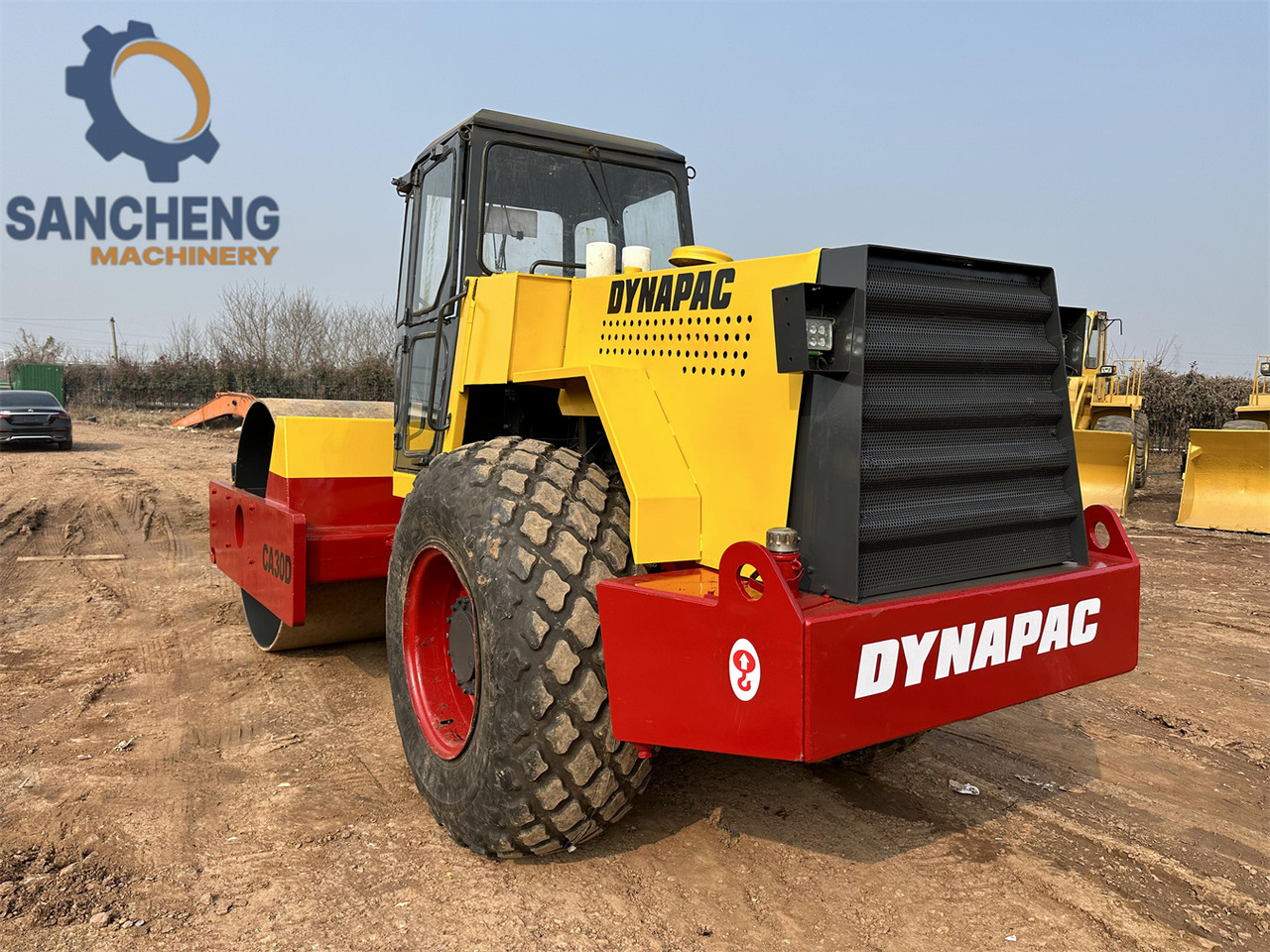 DYNAPAC CA30D - Cilindru compactor: Foto 1 DYNAPAC CA30D - Cilindru compactor: Foto 1