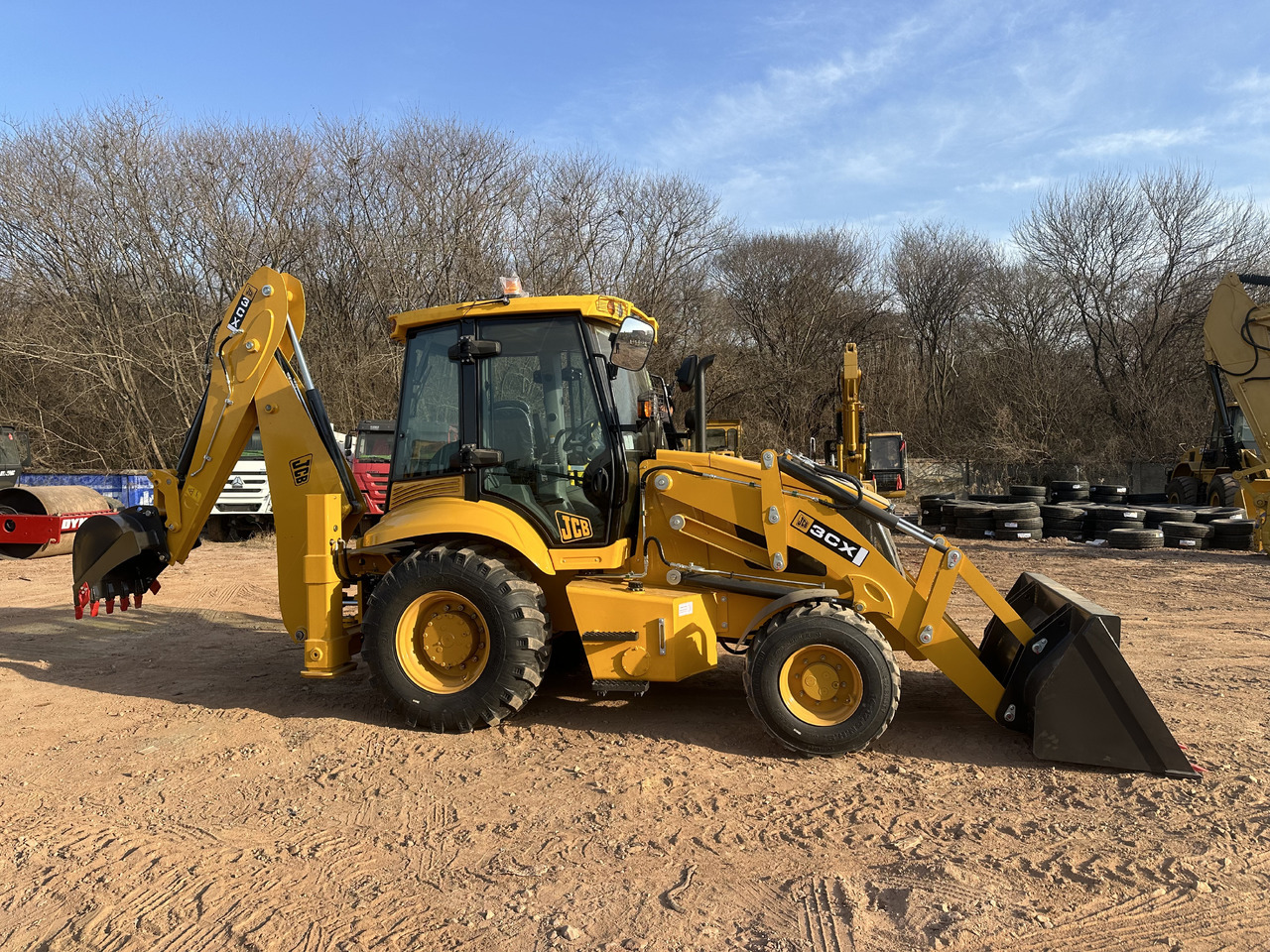 JCB 3CX - Buldoexcavator: Foto 4 JCB 3CX - Buldoexcavator: Foto 4