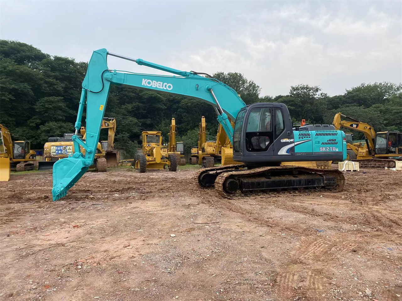 KOBELCO SK210LC-8 - Excavator pe şenile: Foto 1 KOBELCO SK210LC-8 - Excavator pe şenile: Foto 1