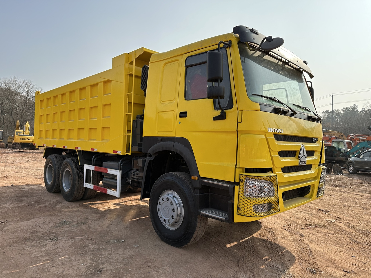 SINOTRUK Howo Dump truck 371 - Camion basculantă: Foto 1 SINOTRUK Howo Dump truck 371 - Camion basculantă: Foto 1