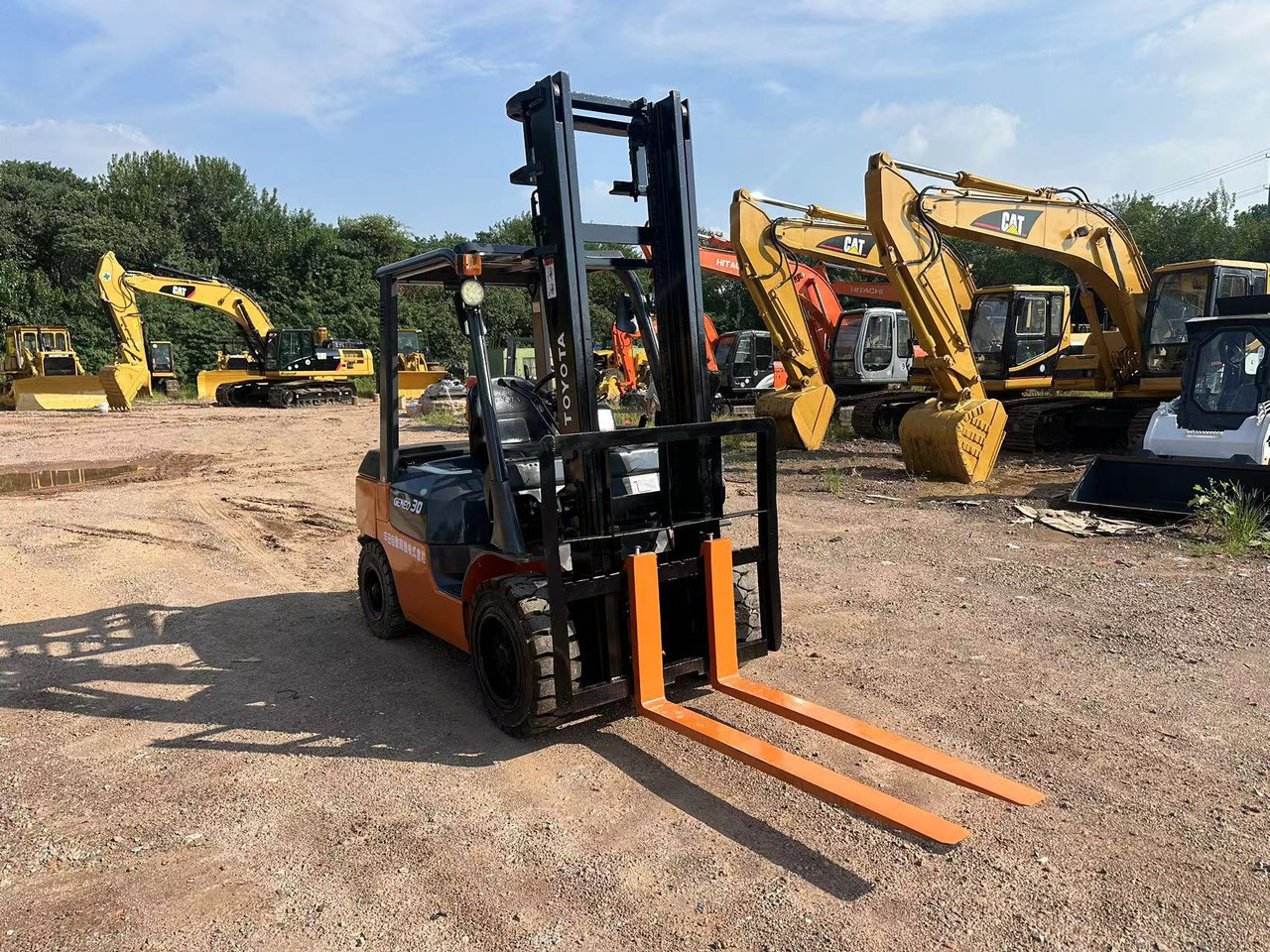 TOYOTA GENEO30 forklift - Stivuitor diesel: Foto 3 TOYOTA GENEO30 forklift - Stivuitor diesel: Foto 3