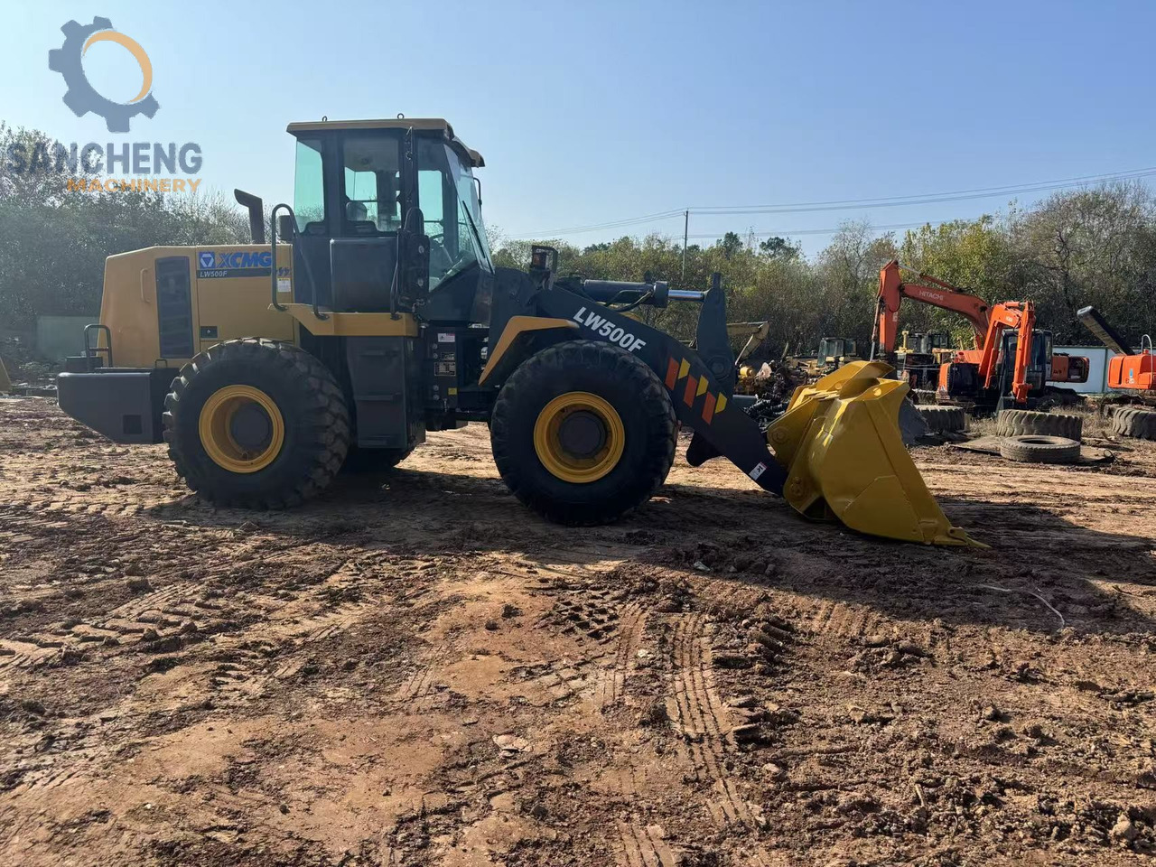 Încărcător frontal pe pneuri XCMG LW500F: Foto 9