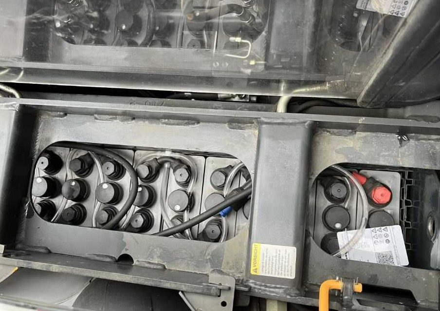 Crown SHR5520-1.13 - Transpalet la mare înălţime: Foto 5 Crown SHR5520-1.13 - Transpalet la mare înălţime: Foto 5