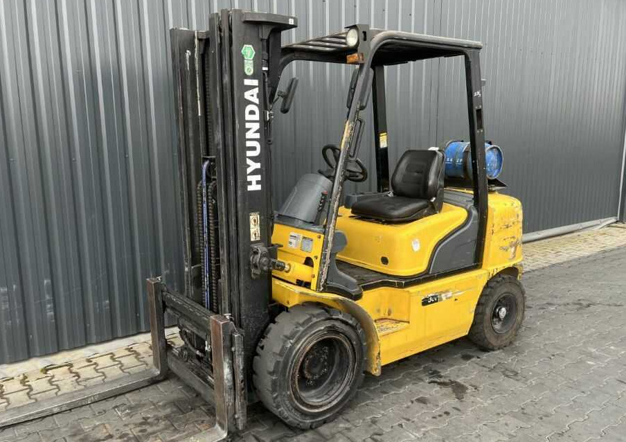 Hyundai 30L-7 - Stivuitor GPL: Foto 1 Hyundai 30L-7 - Stivuitor GPL: Foto 1