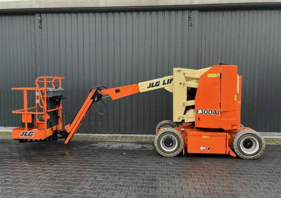 JLG E300AJ - Nacela articulata: Foto 2 JLG E300AJ - Nacela articulata: Foto 2