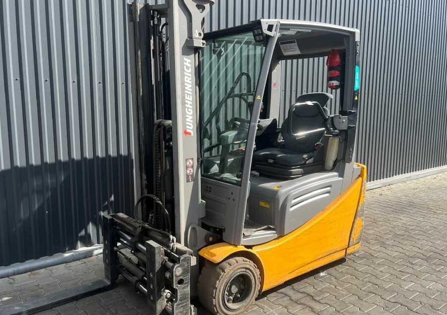 Jungheinrich EFG220 - Electrostivuitor: Foto 1 Jungheinrich EFG220 - Electrostivuitor: Foto 1