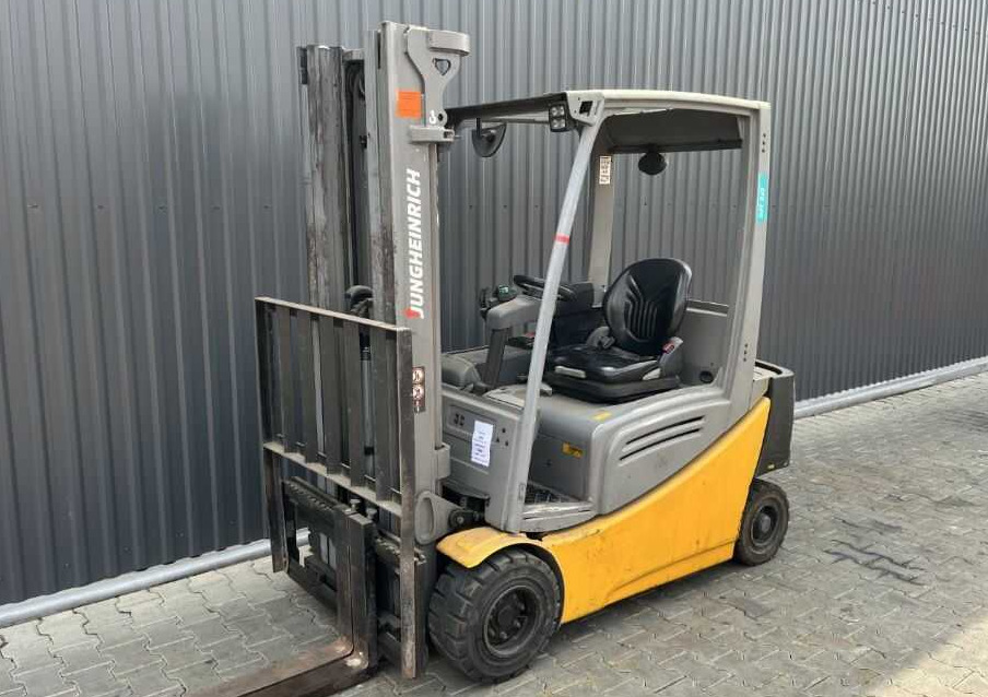 Jungheinrich EFG320 - Electrostivuitor: Foto 1 Jungheinrich EFG320 - Electrostivuitor: Foto 1