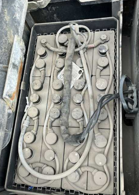 Linde D12SP - Transpalet la mare înălţime: Foto 5 Linde D12SP - Transpalet la mare înălţime: Foto 5