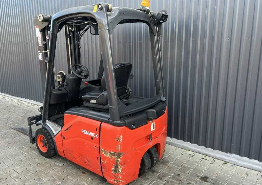 Linde E14-01 - Electrostivuitor: Foto 3 Linde E14-01 - Electrostivuitor: Foto 3