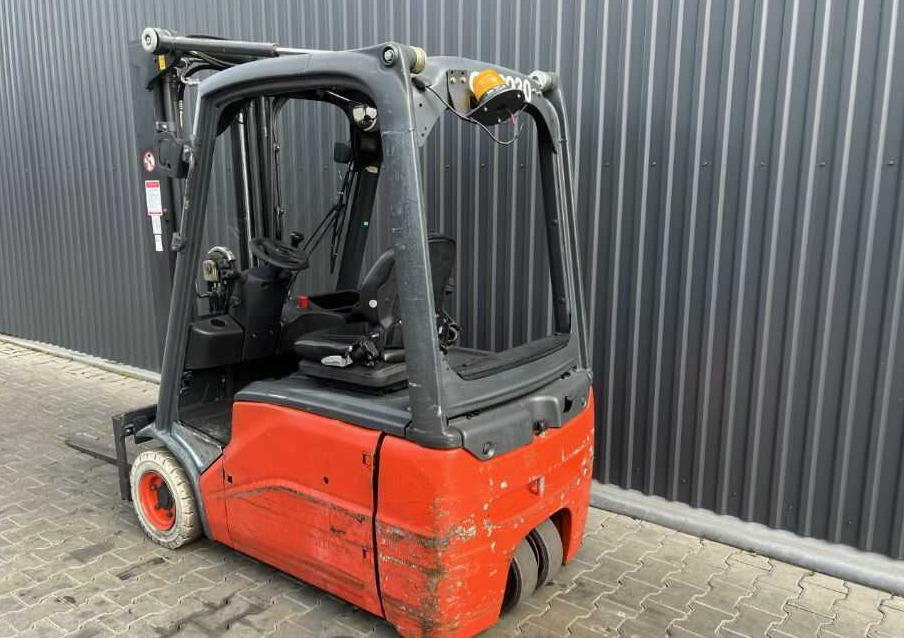Linde E16-01 - Electrostivuitor: Foto 3 Linde E16-01 - Electrostivuitor: Foto 3