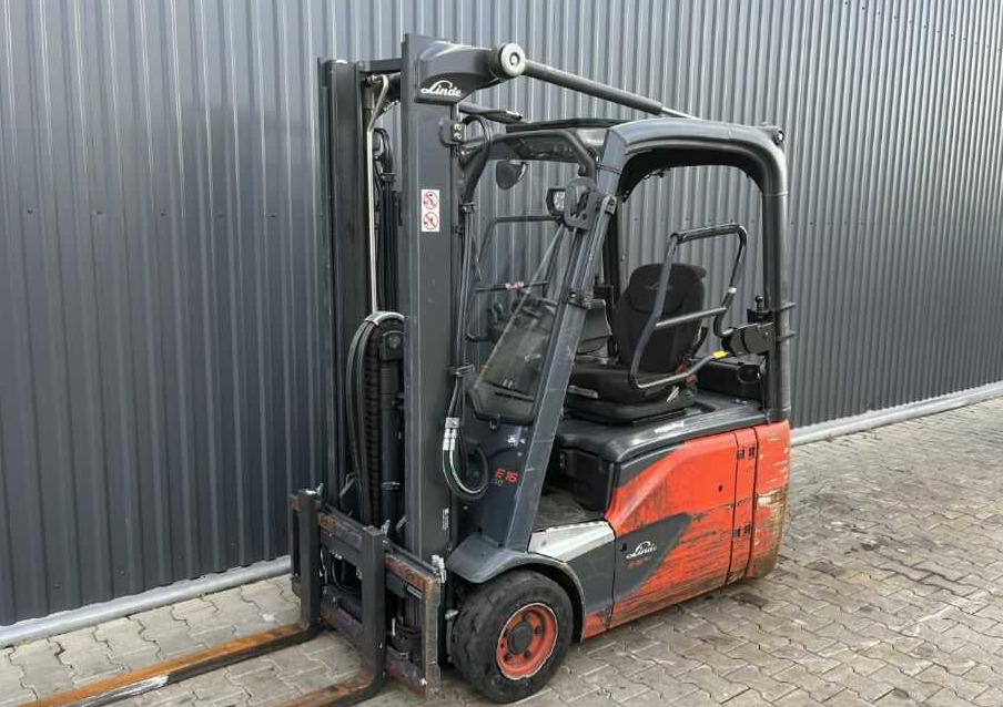 Linde E16-02 - Electrostivuitor: Foto 1 Linde E16-02 - Electrostivuitor: Foto 1