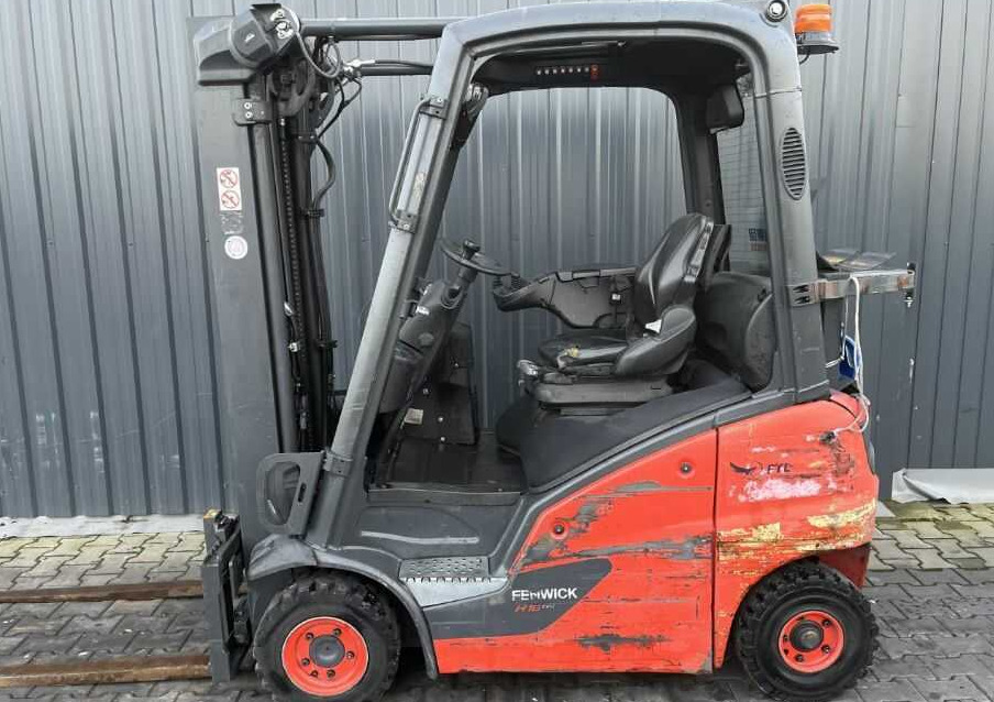 Linde H16T-01 - Stivuitor GPL: Foto 2 Linde H16T-01 - Stivuitor GPL: Foto 2