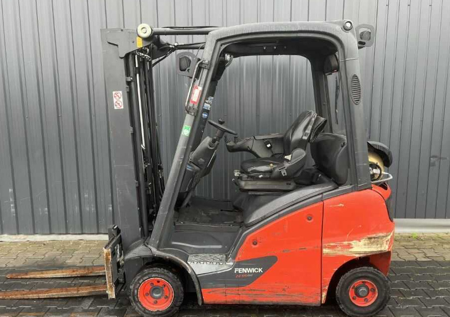 Linde H16T-01 - Stivuitor GPL: Foto 2 Linde H16T-01 - Stivuitor GPL: Foto 2