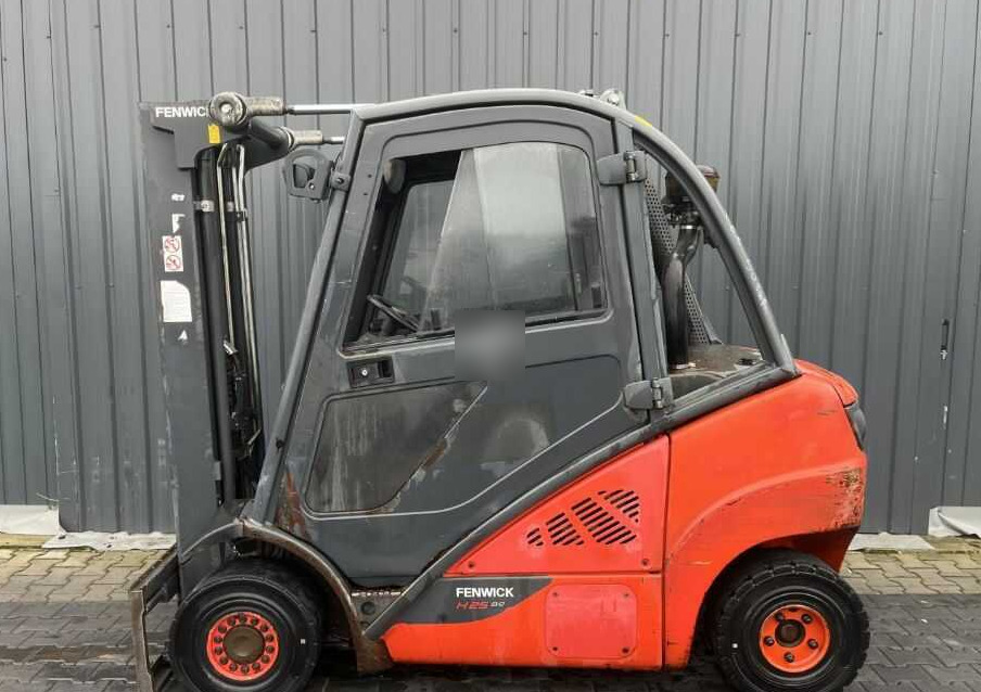 Linde H25D-02 - Stivuitor diesel: Foto 2 Linde H25D-02 - Stivuitor diesel: Foto 2