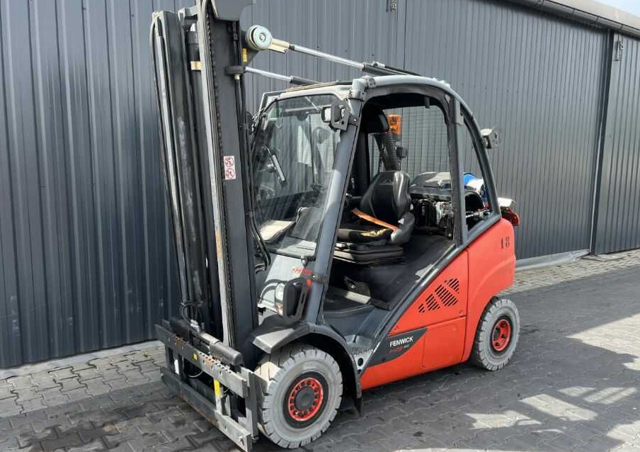 Linde H25T-02 - Stivuitor GPL: Foto 1 Linde H25T-02 - Stivuitor GPL: Foto 1