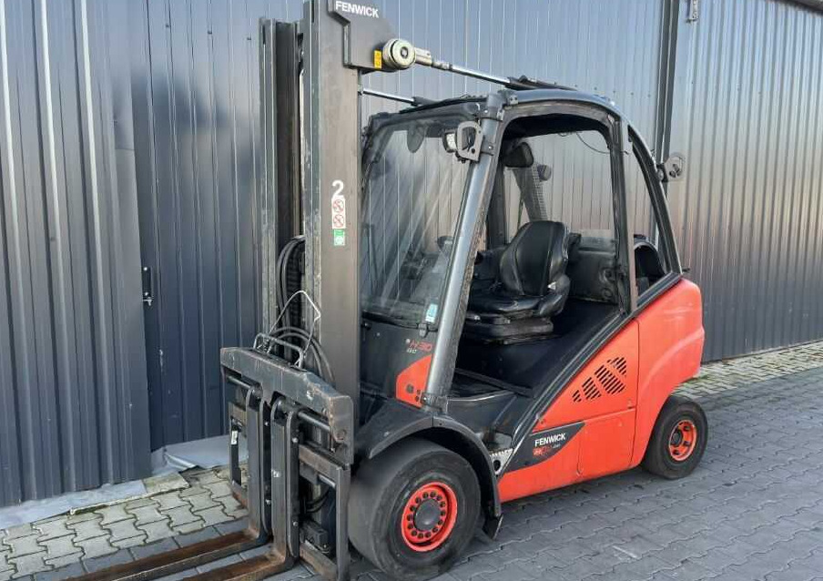 Linde H30T-02 - Stivuitor GPL: Foto 1 Linde H30T-02 - Stivuitor GPL: Foto 1