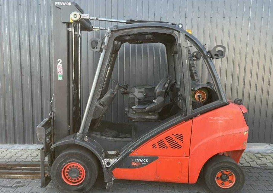 Linde H30T-02 - Stivuitor GPL: Foto 2 Linde H30T-02 - Stivuitor GPL: Foto 2