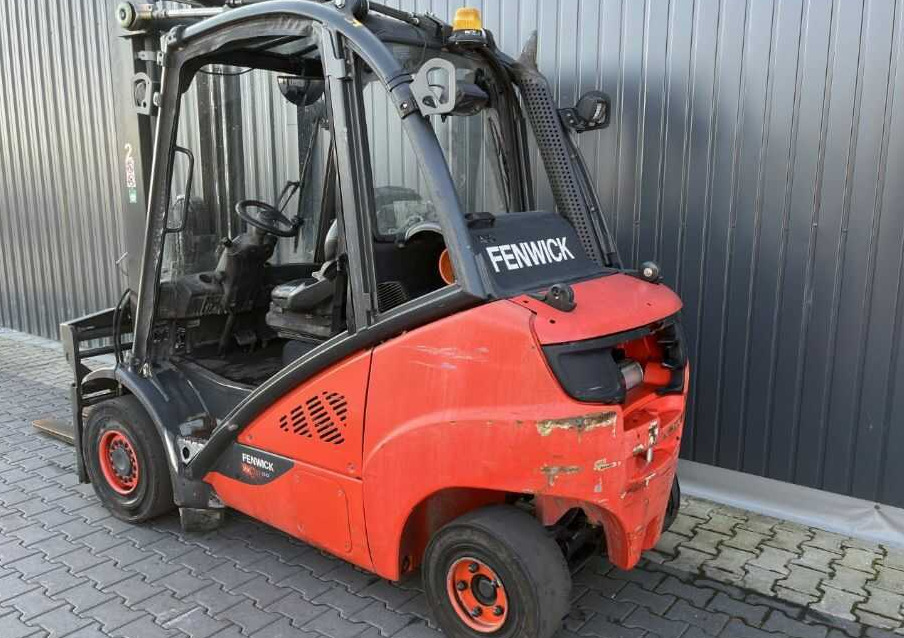 Linde H30T-02 - Stivuitor GPL: Foto 3 Linde H30T-02 - Stivuitor GPL: Foto 3