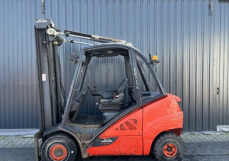 Linde H35D-02 - Stivuitor diesel: Foto 2 Linde H35D-02 - Stivuitor diesel: Foto 2