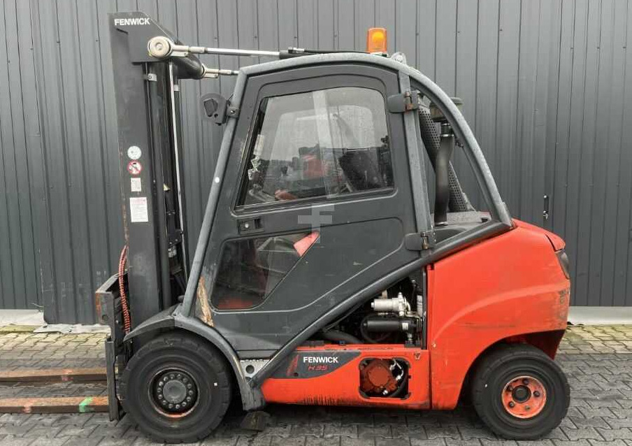 Linde H35D-02 - Stivuitor diesel: Foto 2 Linde H35D-02 - Stivuitor diesel: Foto 2