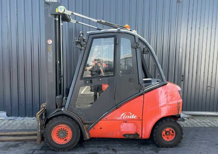 Linde H35D - Stivuitor diesel: Foto 2 Linde H35D - Stivuitor diesel: Foto 2