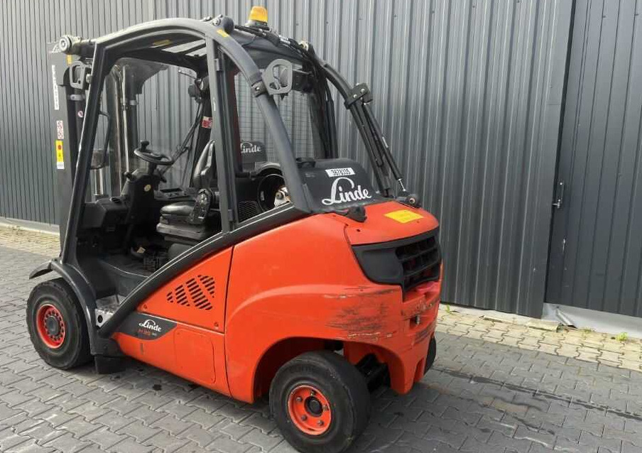 Linde H35T-02 - Stivuitor GPL: Foto 3 Linde H35T-02 - Stivuitor GPL: Foto 3