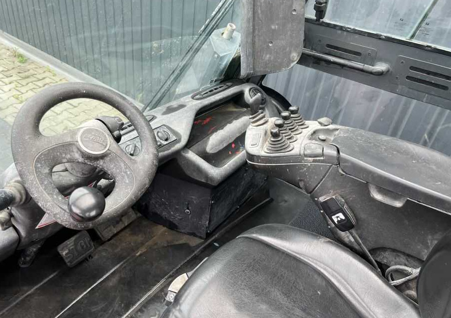 Linde H70D-03 - Stivuitor diesel: Foto 5 Linde H70D-03 - Stivuitor diesel: Foto 5