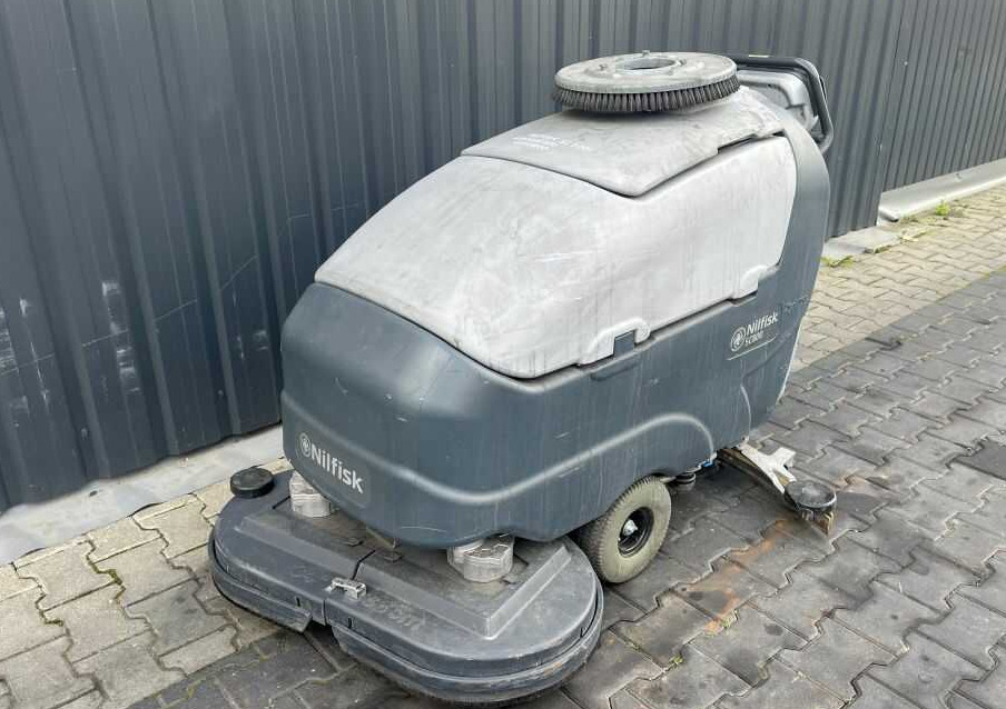 Nilfisk SC600 - Mașină de spălat pardoseli: Foto 1 Nilfisk SC600 - Mașină de spălat pardoseli: Foto 1