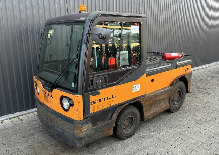 Still R07-25 - Tractor electric: Foto 1 Still R07-25 - Tractor electric: Foto 1