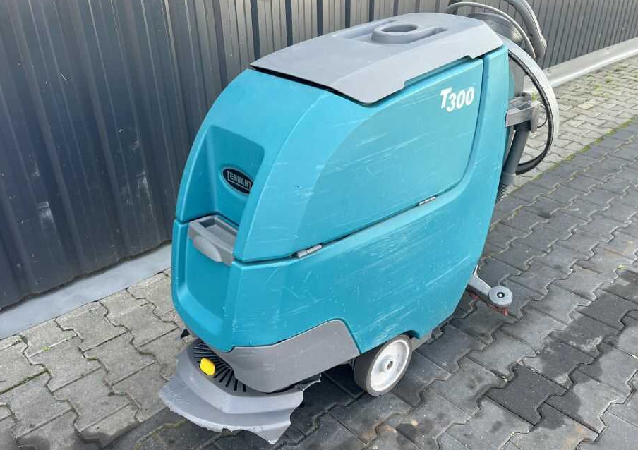 Tennant T300 - Mașină de spălat pardoseli: Foto 1 Tennant T300 - Mașină de spălat pardoseli: Foto 1