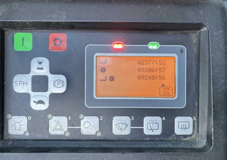 Toyota 8FBE16T - Electrostivuitor: Foto 5 Toyota 8FBE16T - Electrostivuitor: Foto 5