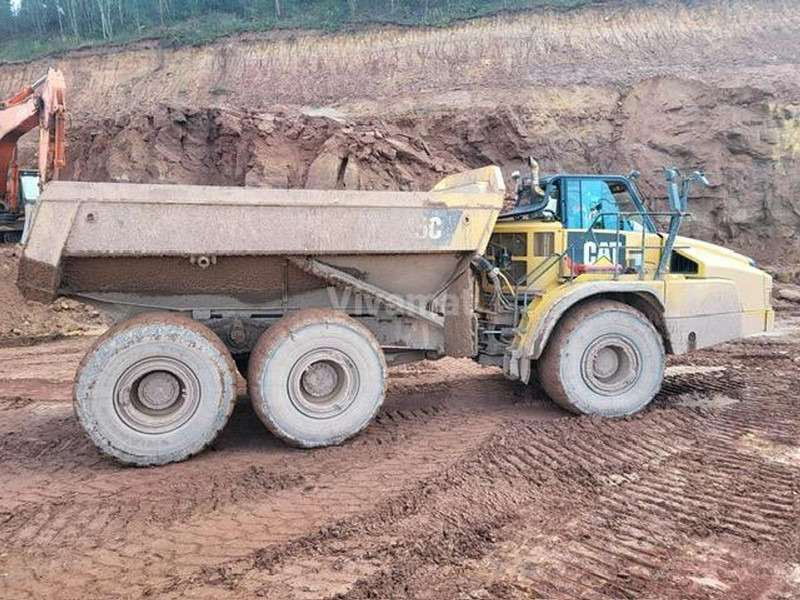 Caterpillar 745C - Motocultor: Foto 1 Caterpillar 745C - Motocultor: Foto 1