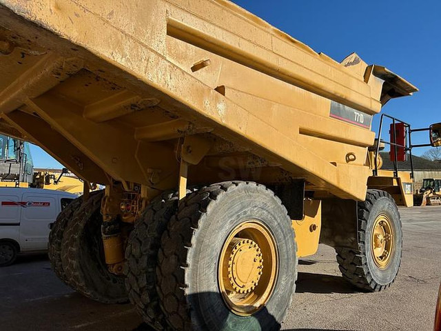 Caterpillar 771D - Autobasculantă: Foto 4 Caterpillar 771D - Autobasculantă: Foto 4