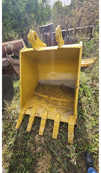 Komatsu PC200 - Cupă: Foto 1 Komatsu PC200 - Cupă: Foto 1