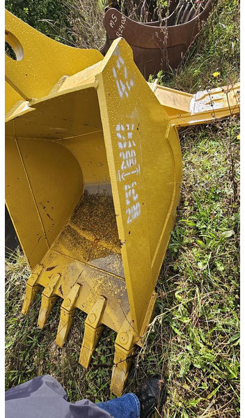 Komatsu PC200 - Cupă: Foto 3 Komatsu PC200 - Cupă: Foto 3