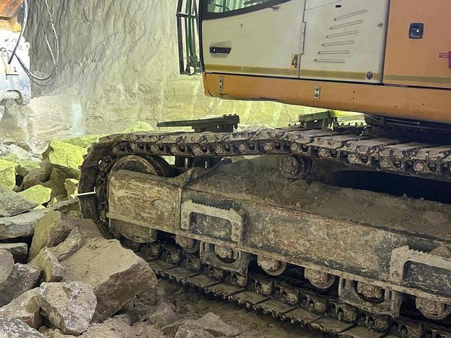 Liebherr R956HD - Excavator pe şenile: Foto 3 Liebherr R956HD - Excavator pe şenile: Foto 3