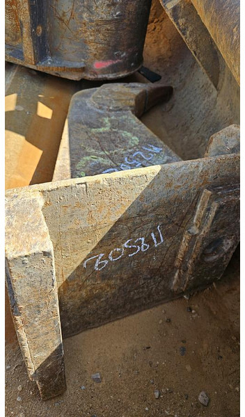 Mecalac 12MXT - Cupă: Foto 3 Mecalac 12MXT - Cupă: Foto 3