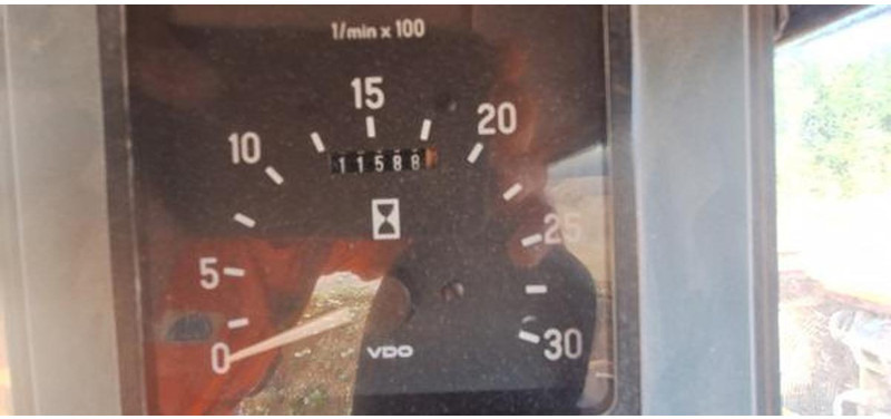 Tamrock Ranger 500 - Maşină de foraj: Foto 3 Tamrock Ranger 500 - Maşină de foraj: Foto 3