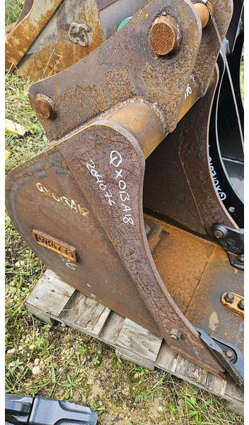 WHITE Axe 45mm - Cupă: Foto 2 WHITE Axe 45mm - Cupă: Foto 2