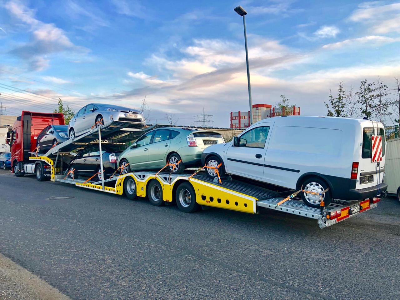 CLASSIC - Semiremorcă transport auto: Foto 3 CLASSIC - Semiremorcă transport auto: Foto 3